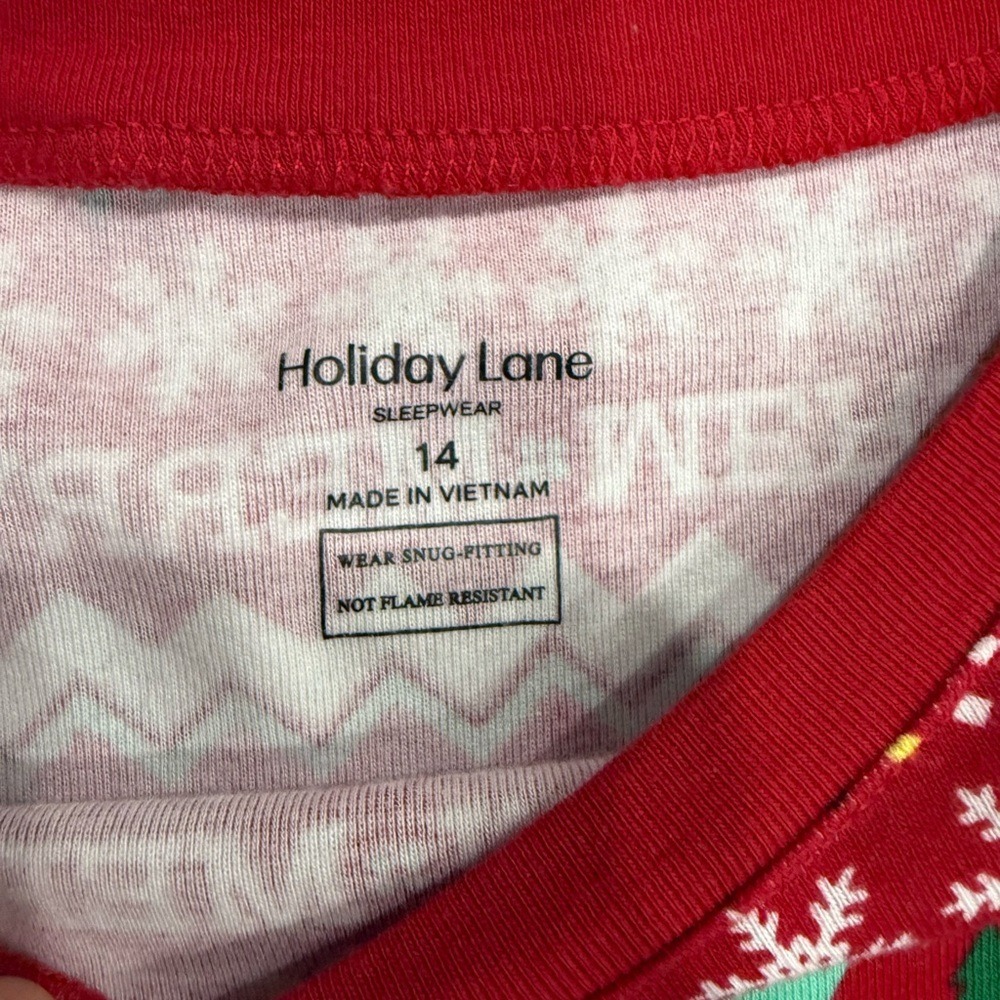 Holiday Lane Red Fair Isle Christmas Tree Merry Pajama Set Kids Size 14 - Picture 2 of 9